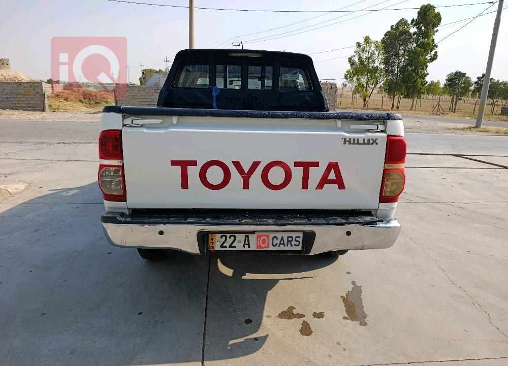 تويوتا هايلوكس